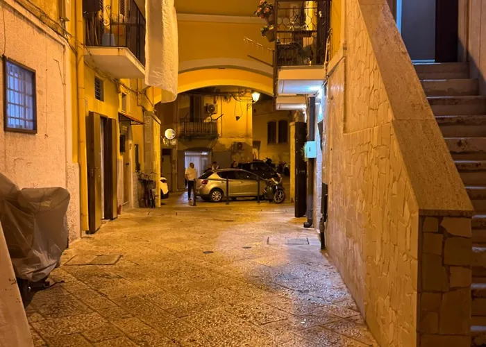 Bari annette room
